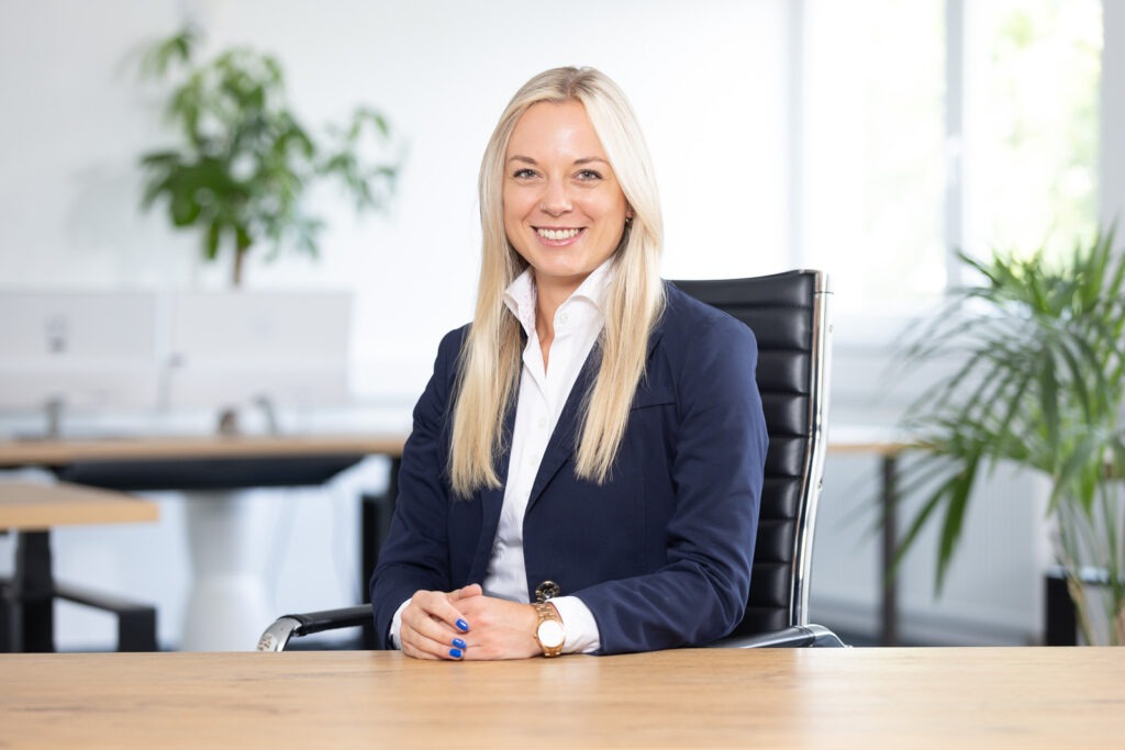 Weibliche Power im SAP-Bereich: Erfolgreiche SAP Consultant inspiriert mit herausragenden Leistungen und beeindruckender Expertise